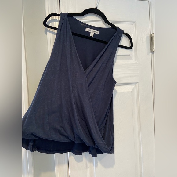 Abercrombie & Fitch Size S Navy Blue Soft Slub Knit Wrap Front Tank Top - Picture 5 of 10